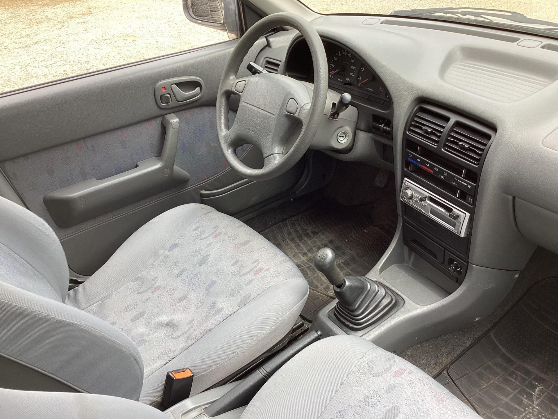 SUZUKI SWIFT 1.3 GLX + KLÍMA !