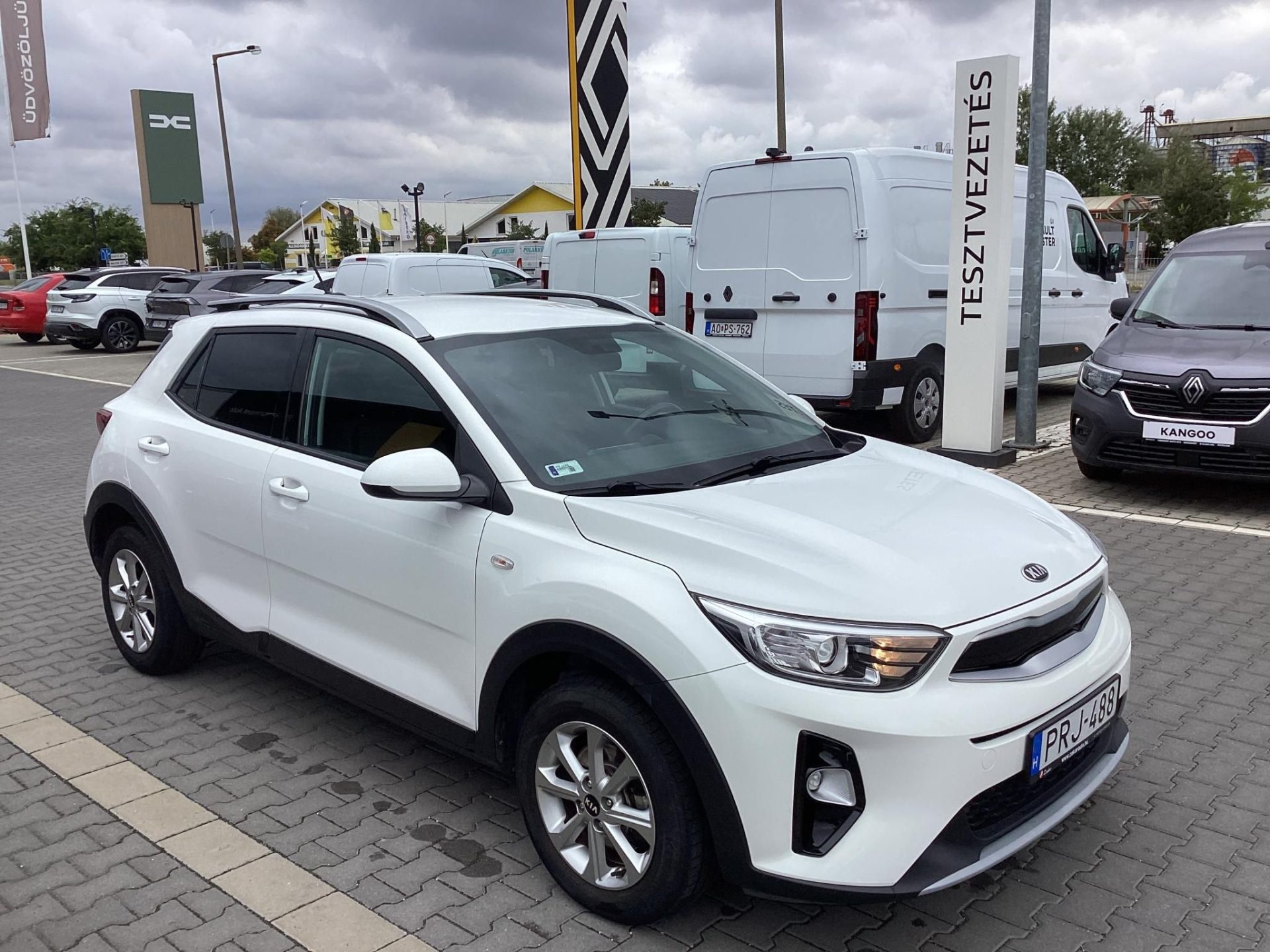 KIA STONIC 1.25 MPI LX Mo.-i.2.tul.63e km !