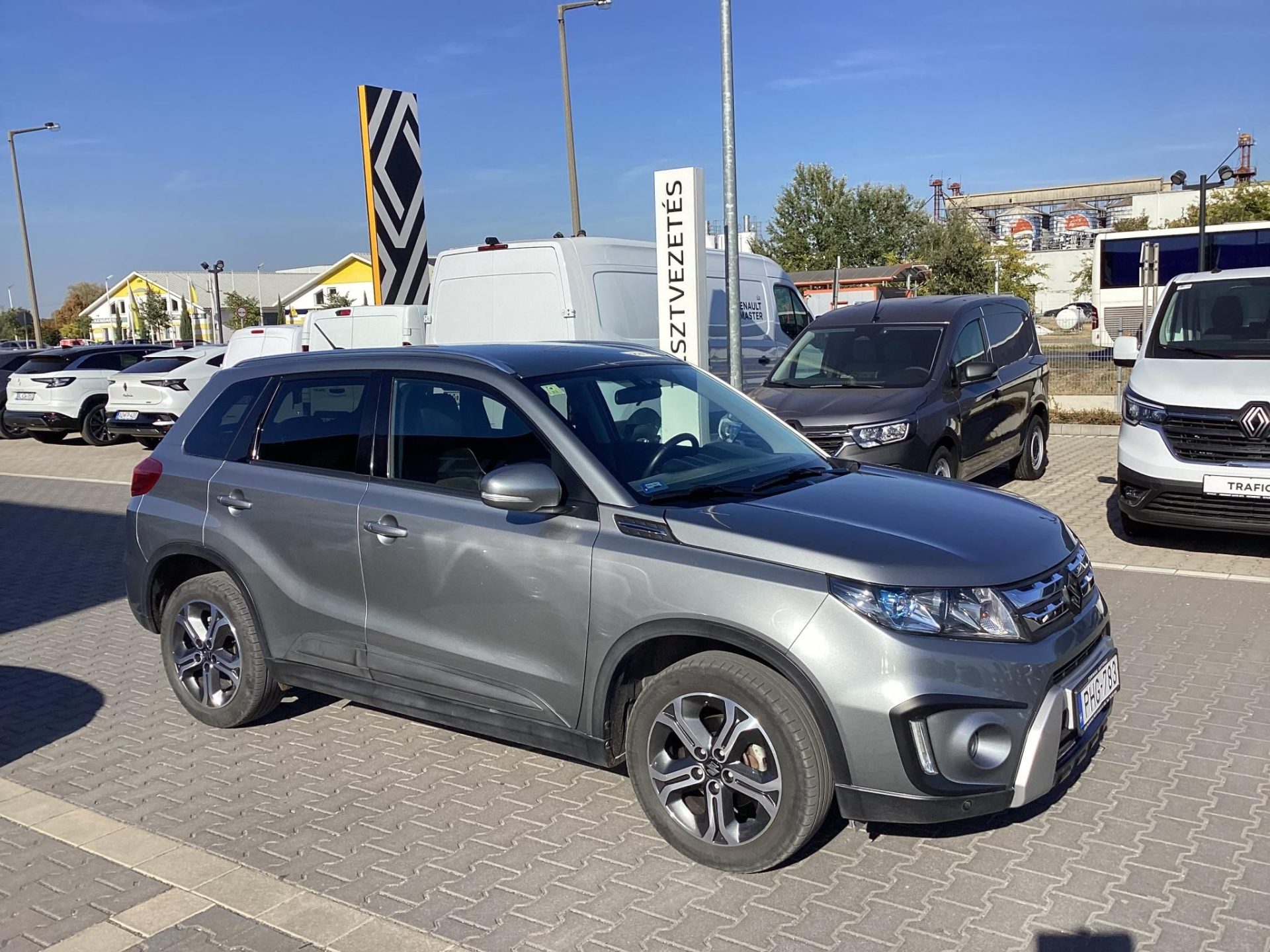 SUZUKI VITARA 1.6 GLX Limited Mo.-i.1.tul. ! 53ekm ! NAVI/adaptív temp/LED/aut.klíma/keyless go/tolatókamera