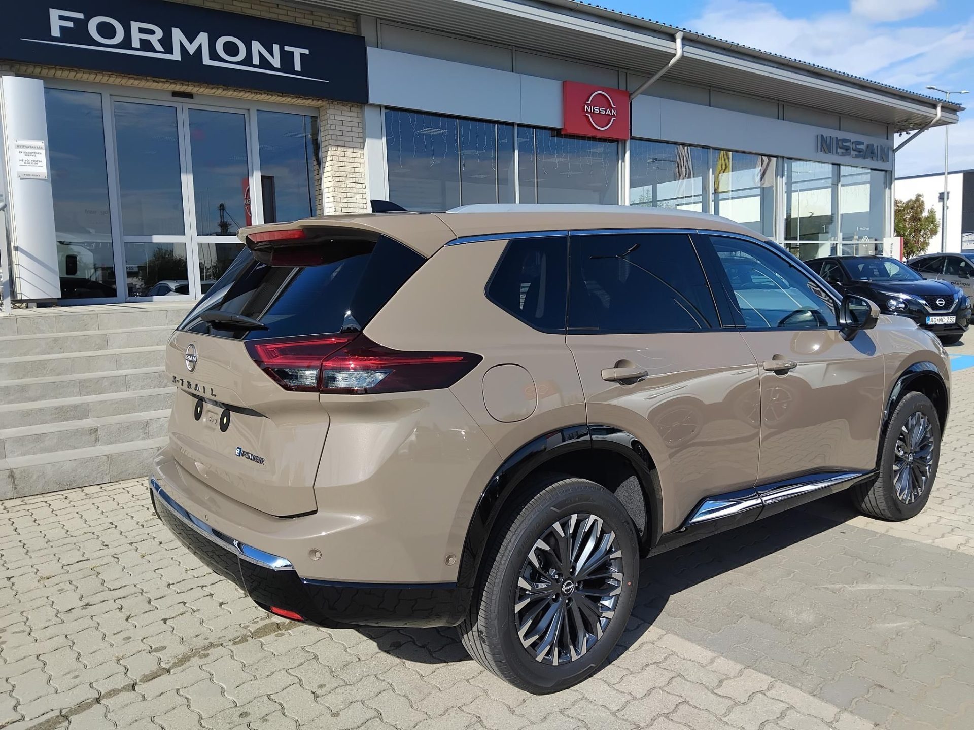 NISSAN X-TRAIL 1.5 e-Power Tekna (Automata) ÚJ MODELL!! NAGY KEDVEZMÉNNYEL+KÉSZLETRŐL!!!