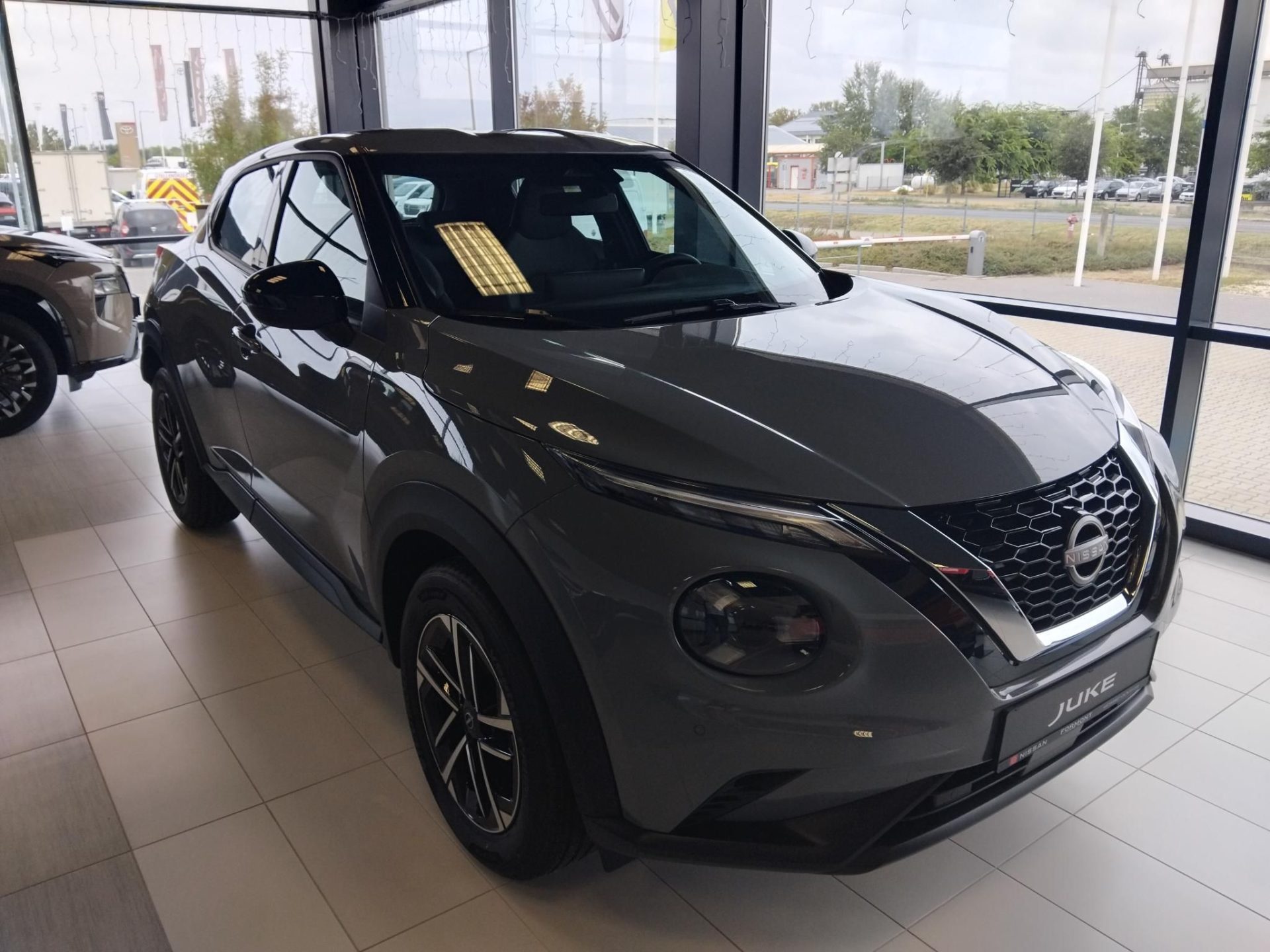 NISSAN JUKE 1.0 DIG-T N-Connecta TÉLI CSOMAGGAL+KÉSZLETRŐL NAGY KEDVEZMÉNNYEL!!!