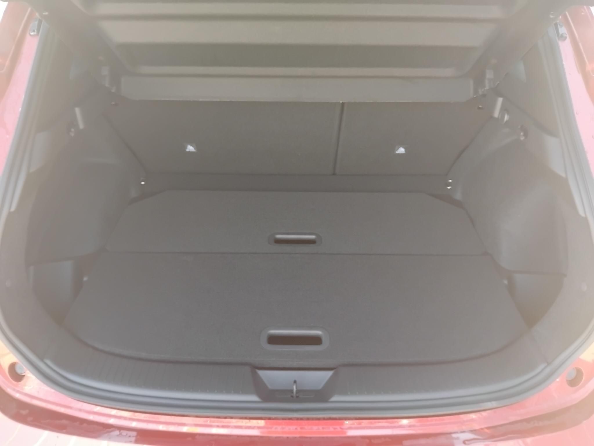NISSAN QASHQAI 1.3 DIG-T Mild Tekna X-Tronic KÜLÖNLEGES NAPLEMENTE VÖRÖS FÉNYEZÉS+ BOSE HI-FI KÉSZLETRŐL!!!